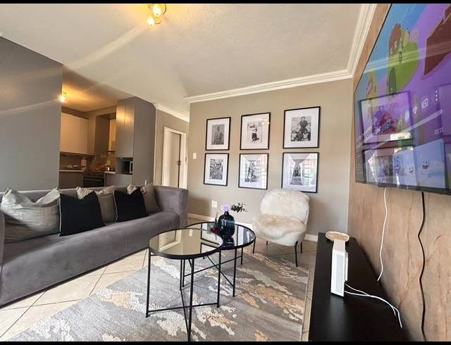 2 BEDROOM PROPERTY TO RENT IN THE ORCHARDS